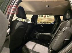 ميتسوبيشي اوتلاندر